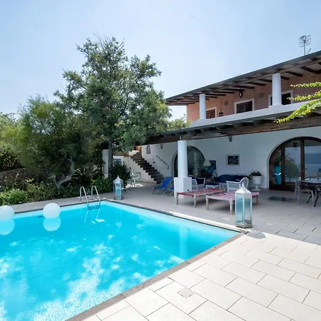 Sealight - Vista E Piscina *