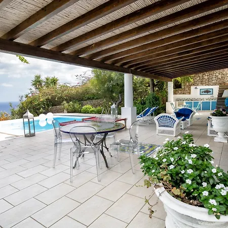 Sealight - Vista E Piscina * 利帕里