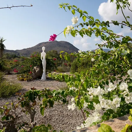 Sealight - Vista E Piscina Villa Lipari