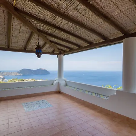 Sealight - Vista E Piscina Villa Lipari