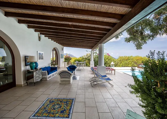 Sealight - Vista E Piscina * Città di Lipari