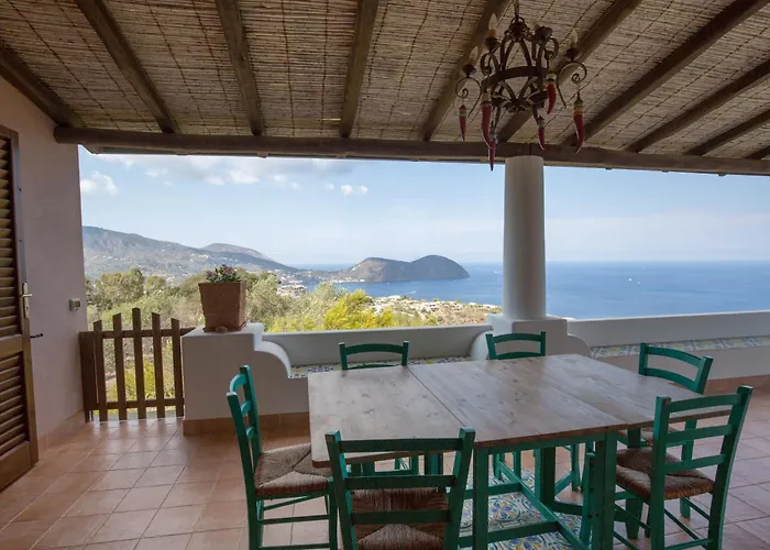 Sealight - Vista E Piscina * Città di Lipari