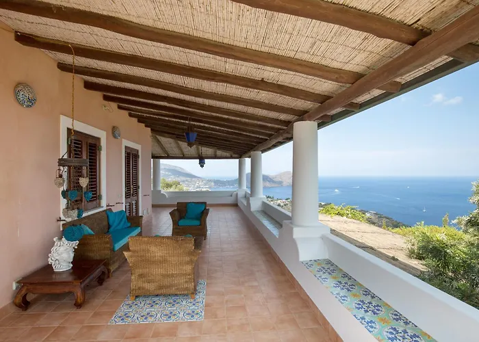 Sealight - Vista E Piscina Villa *