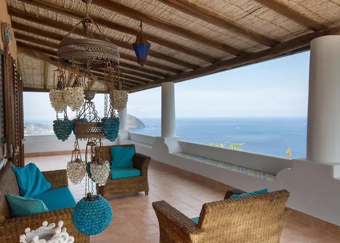 Sealight - Vista E Piscina * Città di Lipari