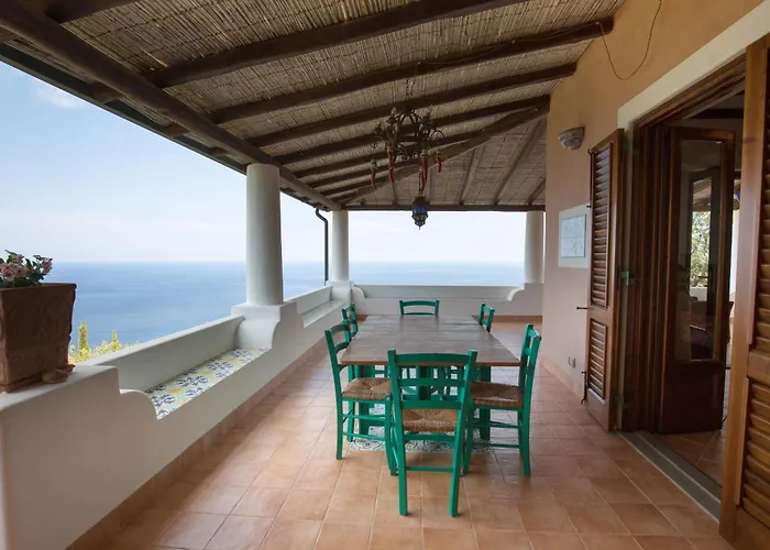 Sealight - Vista E Piscina